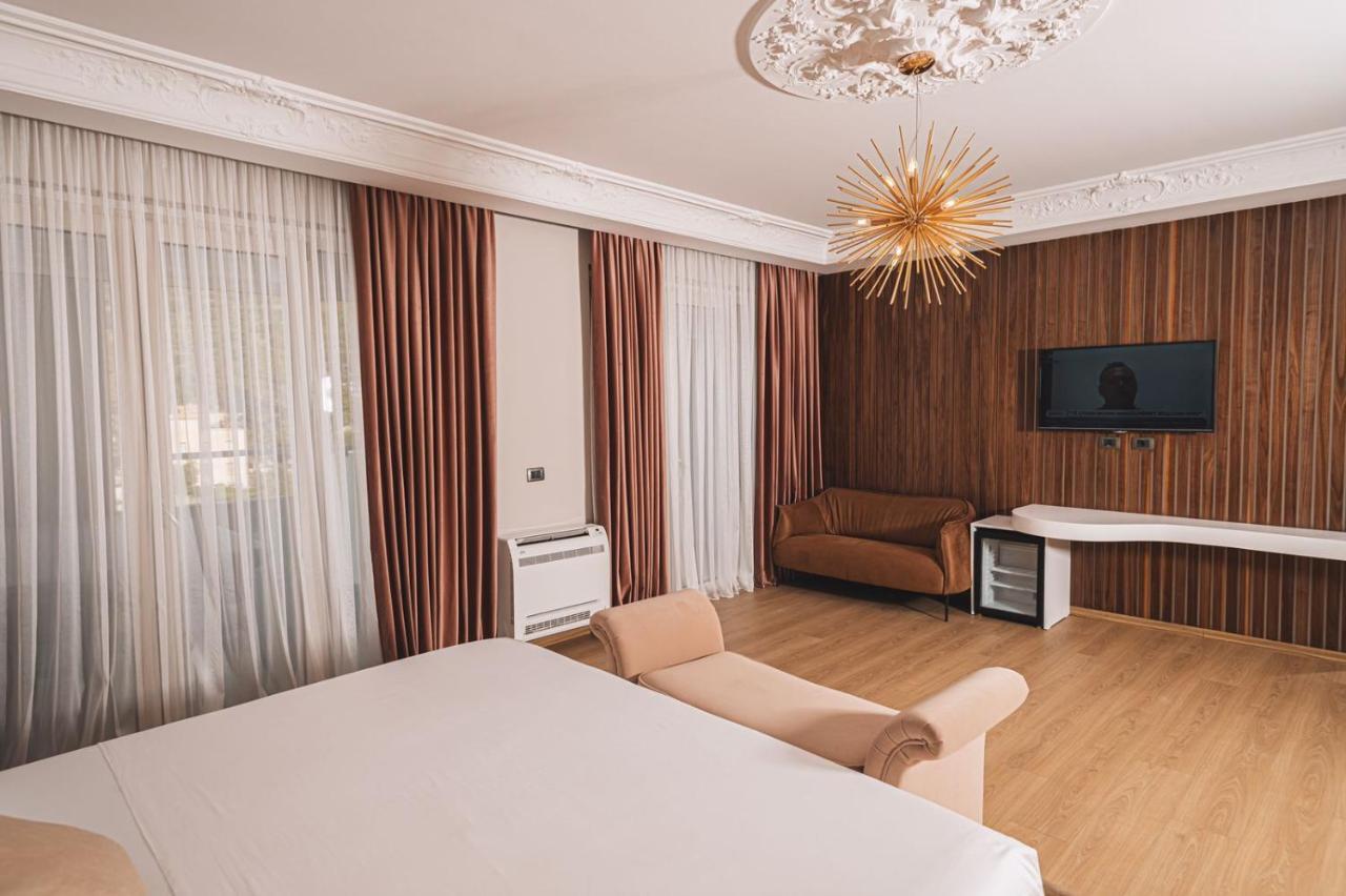 Grand Mirage Hotel Vlorë Exterior foto